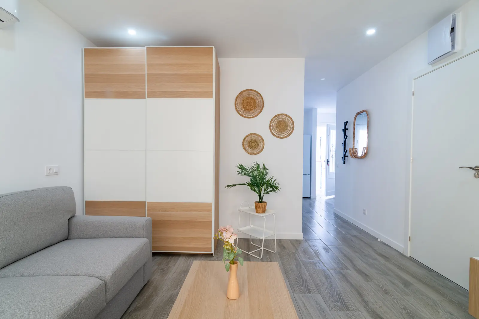 Apartamento con patio — 22
